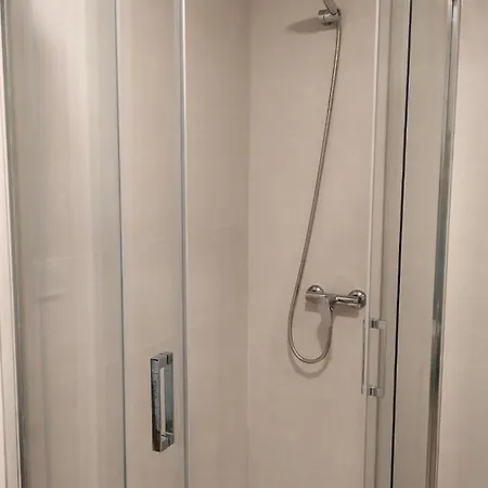 Апартаменты Apartamento Privado Proximo A Playa Y Ciencias Con Wifi *
